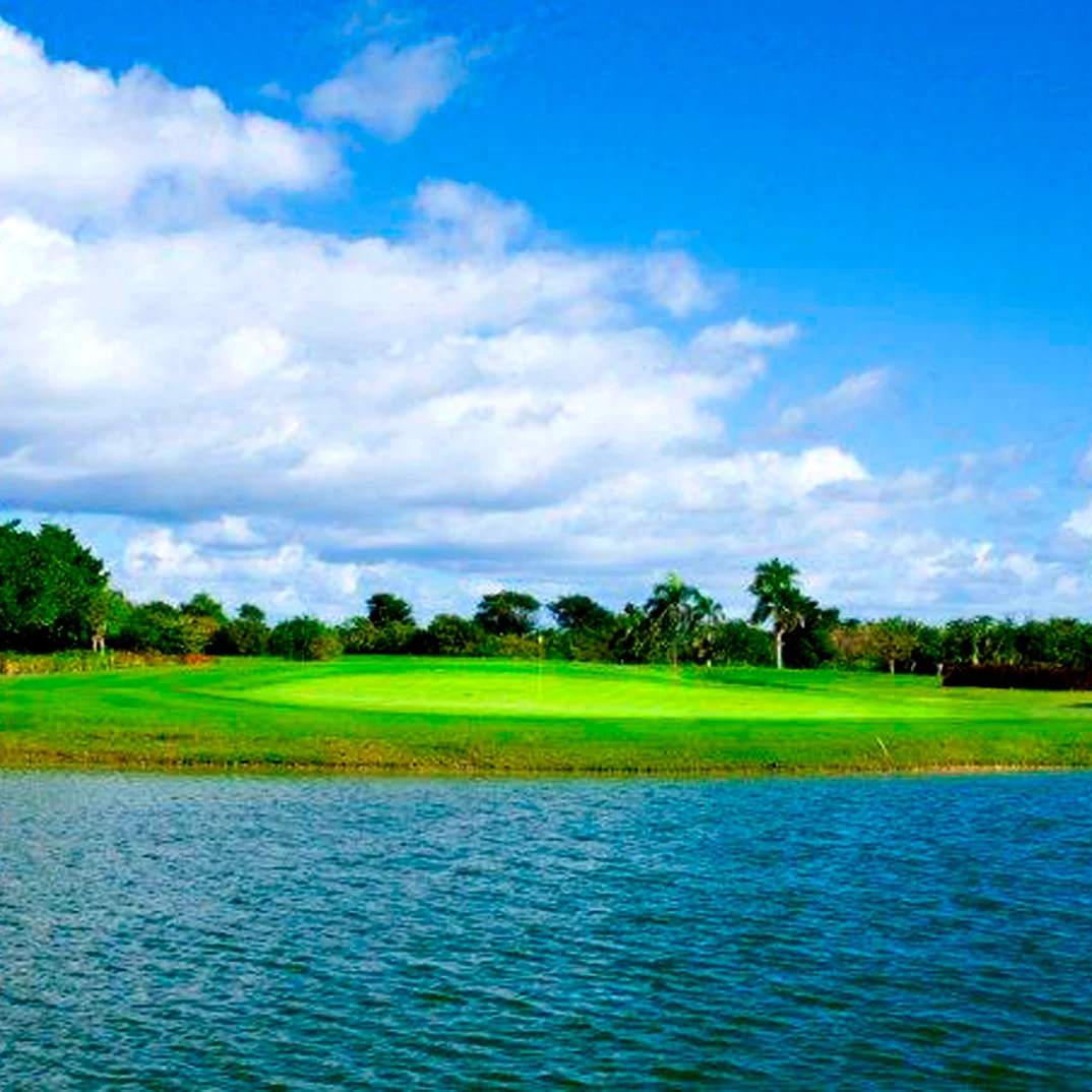 Golf resort 1